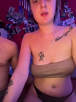 badgiuxx03 live sex cam