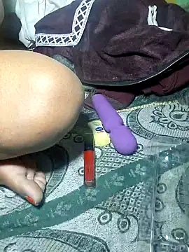 Priya_Bong's cam snapshot