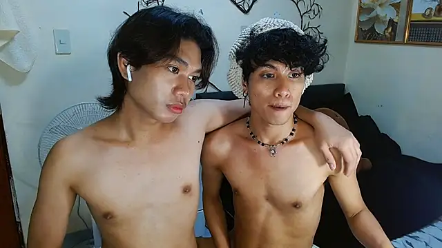 WildestTwink's cam snapshot