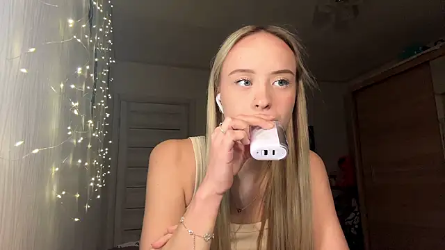 LatashiaOrcutt's cam snapshot