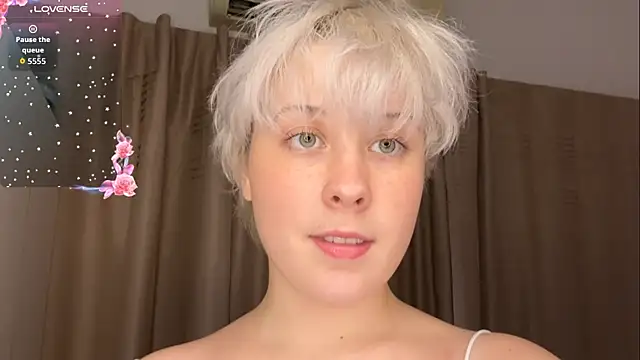 EvaSuunny's cam snapshot