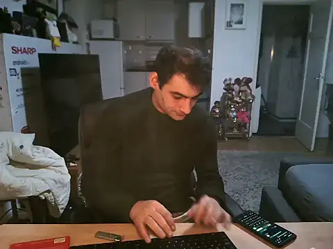 mihaimichael's cam snapshot