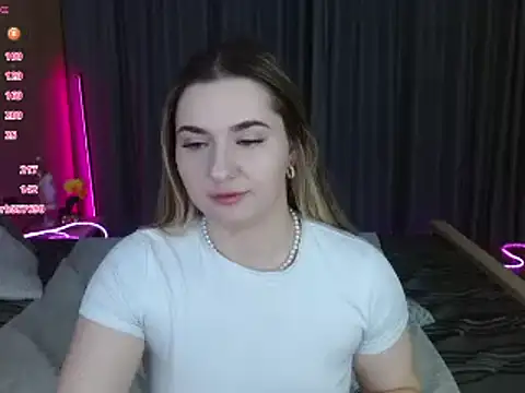 BellaaBlushh's cam snapshot