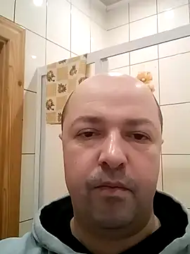 Luceriusbigass live sex cam