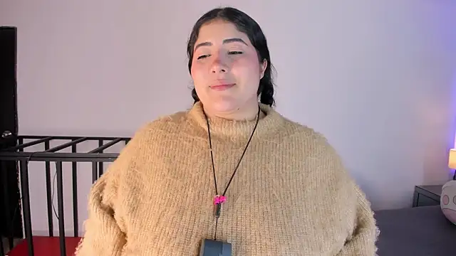 AmberiniHoffman live sex cam