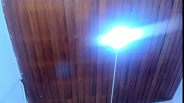 acoralivecm101's cam snapshot