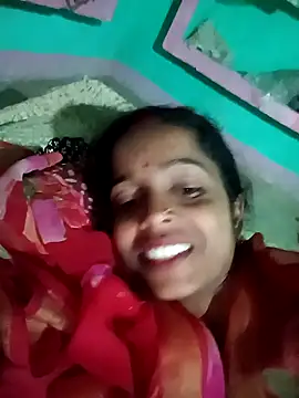 Alisha_beby143's cam snapshot