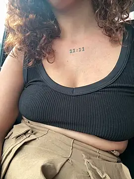 roxyrougee live sex cam