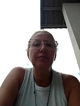 MILEIDE980 live sex cam