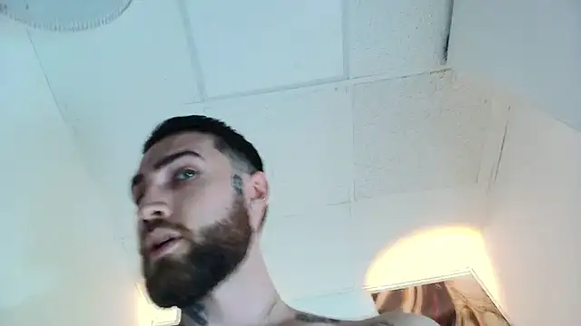 Luke_davis01 live sex cam