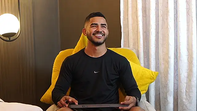 Reik_Vonn's cam snapshot