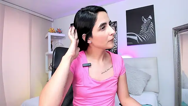 mialiore's cam snapshot