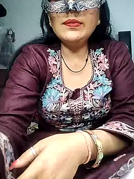 BhabhiPooja69 live sex cam