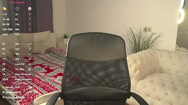 kitten_murray_'s cam snapshot