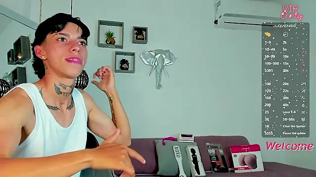 AmberAdams_ live sex cam