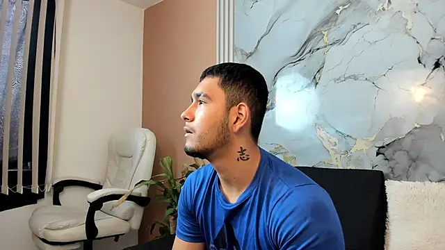 ander_montoyaa live sex cam