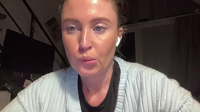 Ameli8's cam snapshot