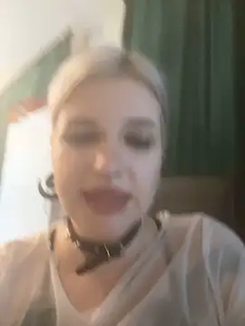 DriveThruDolls live sex cam