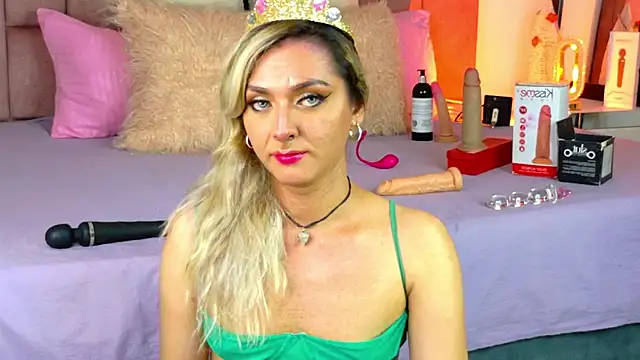 Lunitaa_Diva live sex cam