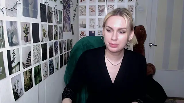 CapriScorpion live sex cam