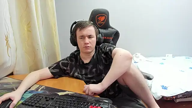 iliaskrislove live sex cam