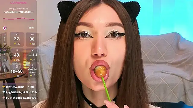 oliviaah_'s cam snapshot