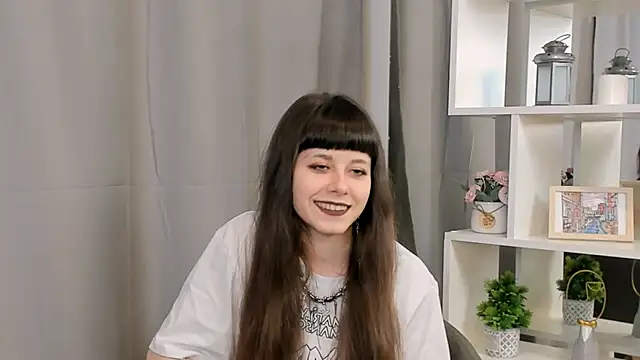 BellaLewter's cam snapshot