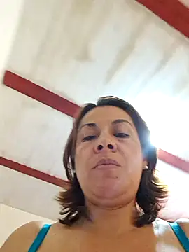 Zaralu_'s cam snapshot