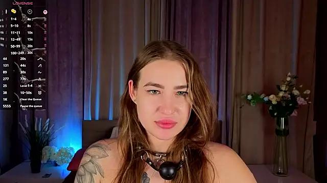 ElaraRossy's cam snapshot