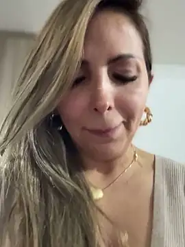 _Abril-Office1 live sex cam