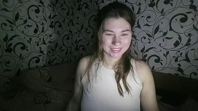 YourEmilie's cam snapshot