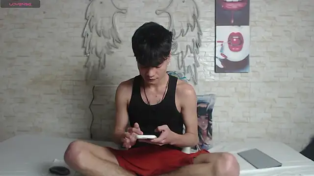 axel_milo_kairo_and_noa live sex cam