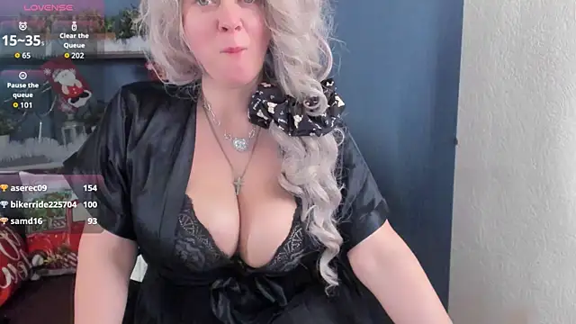 JessicaFoxie live sex cam