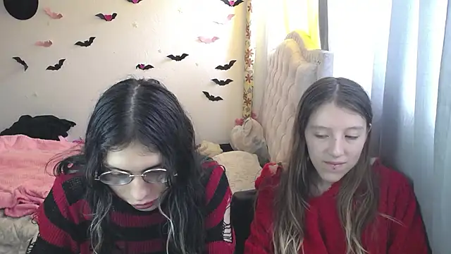 Briar_y_Blair live sex cam