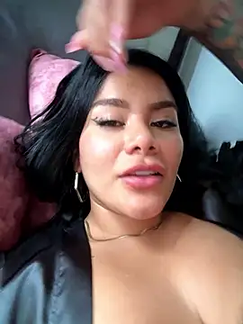 Issane_Peru live sex cam