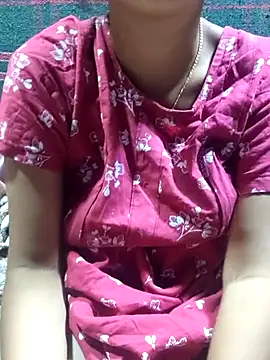 call_me_ammulu099's cam snapshot