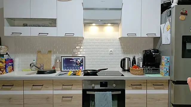 TokyoAna's cam snapshot