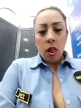 CRISTAL__11's cam snapshot