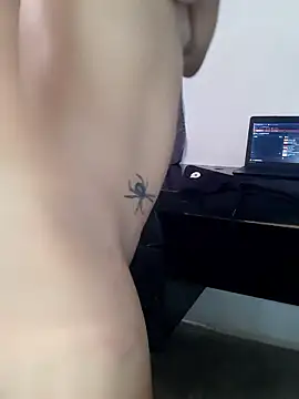 tessa33's cam snapshot