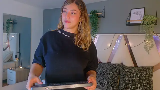 LilithSmith_'s cam snapshot