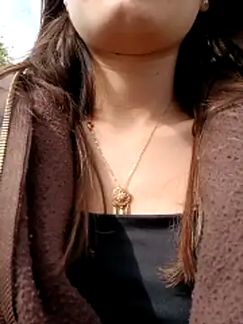 _Isabella-7's cam snapshot