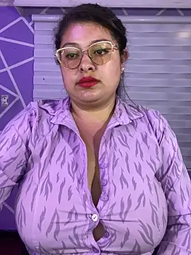 MiiaaJoness's cam snapshot