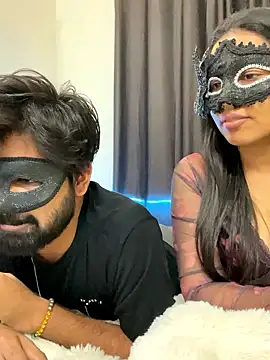 vickyandtania live sex cam