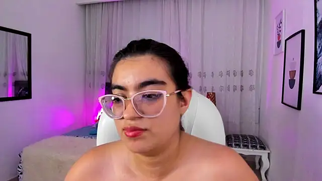 Luna_Jonnes1's cam snapshot