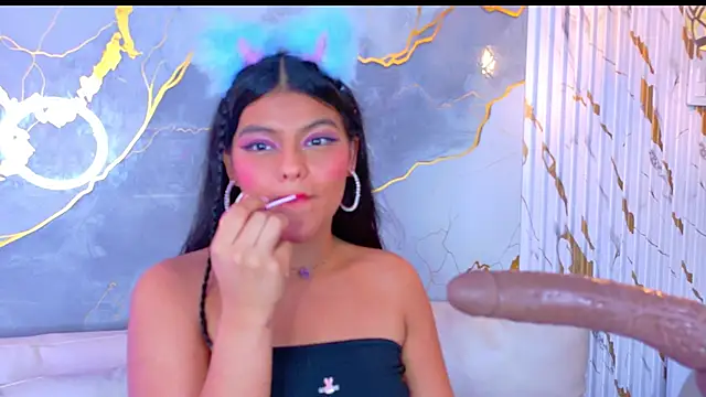 NIKIBUNNY's cam snapshot