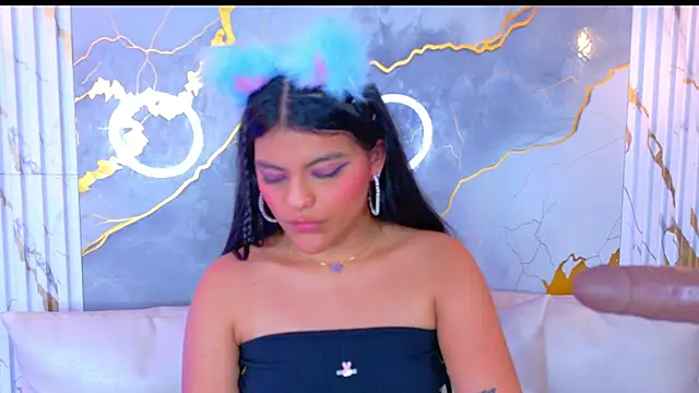 NIKIBUNNY's cam snapshot