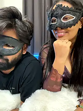 vickyandtania's cam snapshot