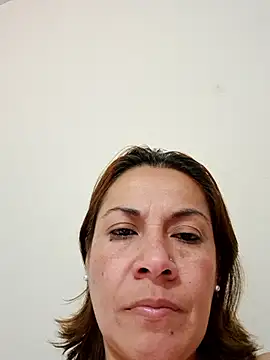 Zaralu_ live sex cam