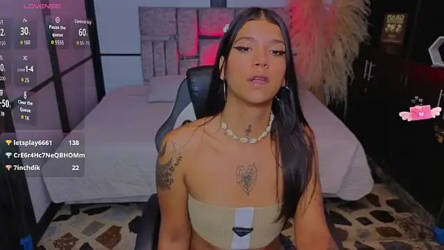 CoralRigan live sex cam