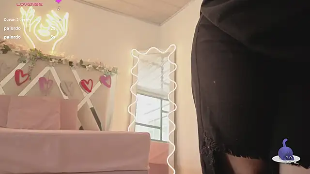 ZURY_TAY live sex cam